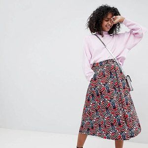 Monki All Over Zebra Face Print Button Front Midi Skirt Red White Blue Size S